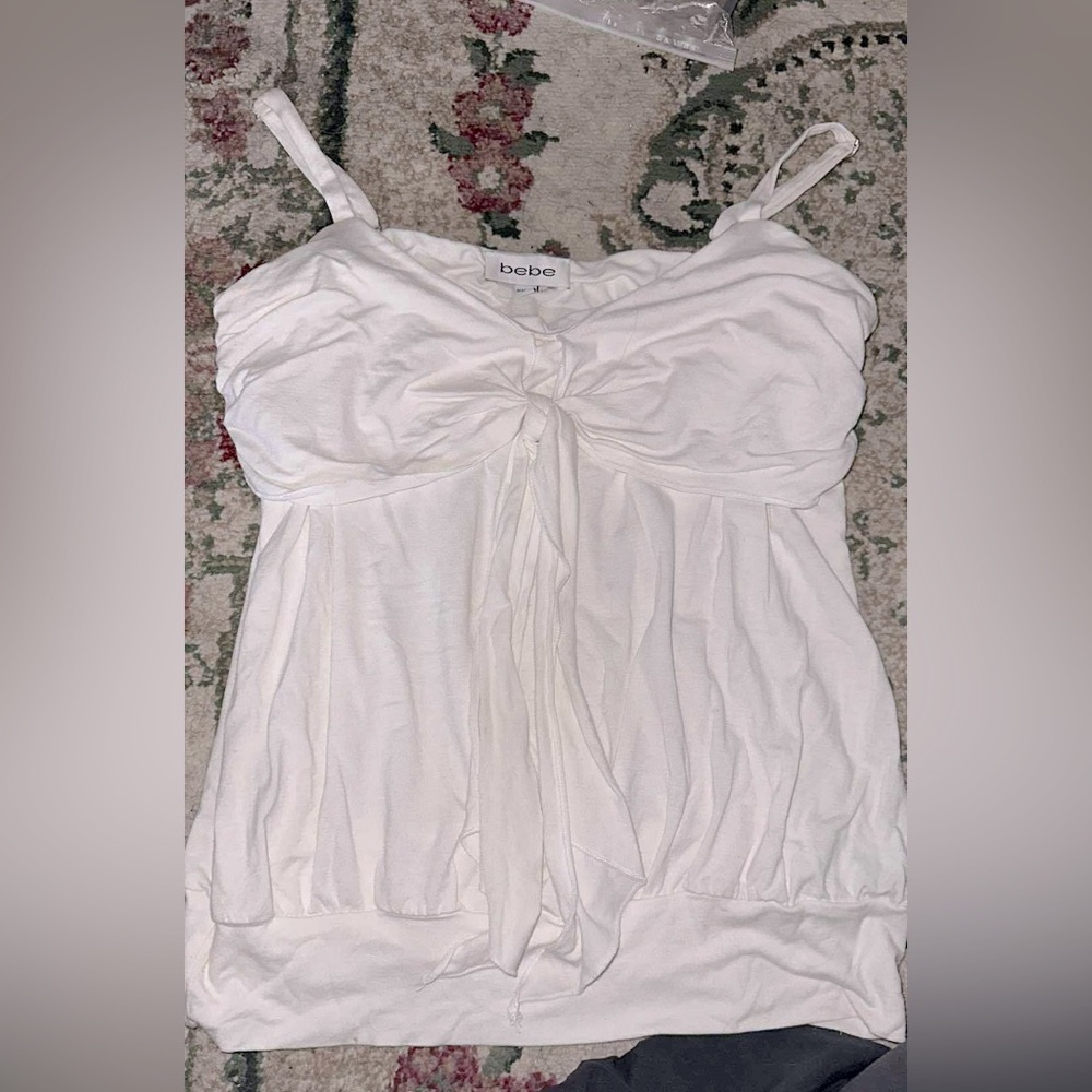 2000’s Vintage white tank top!